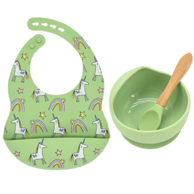 3-Piece Unisex Soft Silicone Banana Bib and Bowl by Silica