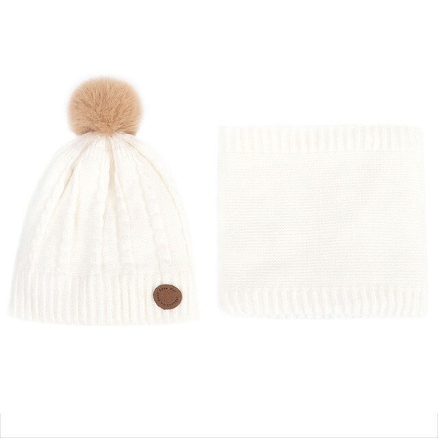 2-Piece Unisex Knitted Hat and Scarf Set by Beanie